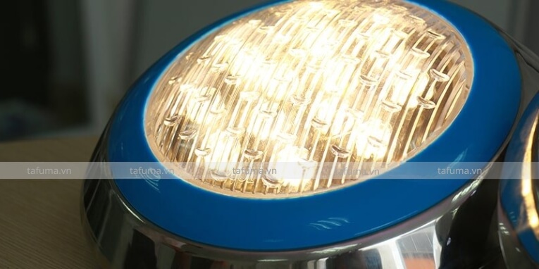 Đặc điểm của đèn LED vàng trang trí TF12-12Y