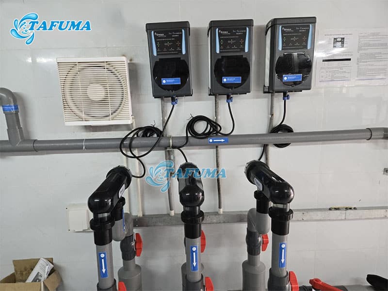 Máy điện phân Emaux SSC thiết kế nhỏ gọn