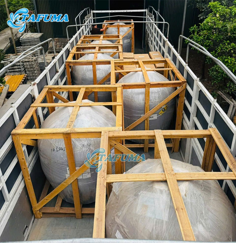 Bình lọc hồ bơi tại kho của Tafuma