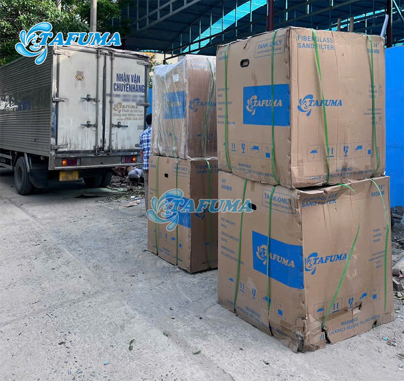 Bình lọc Tafuma được vận chuyển đi lắp đặt cho khách hàng