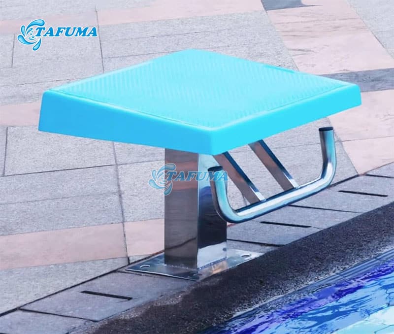 Bục xuất phát được Tafuma lắp đặt cho khách hàng