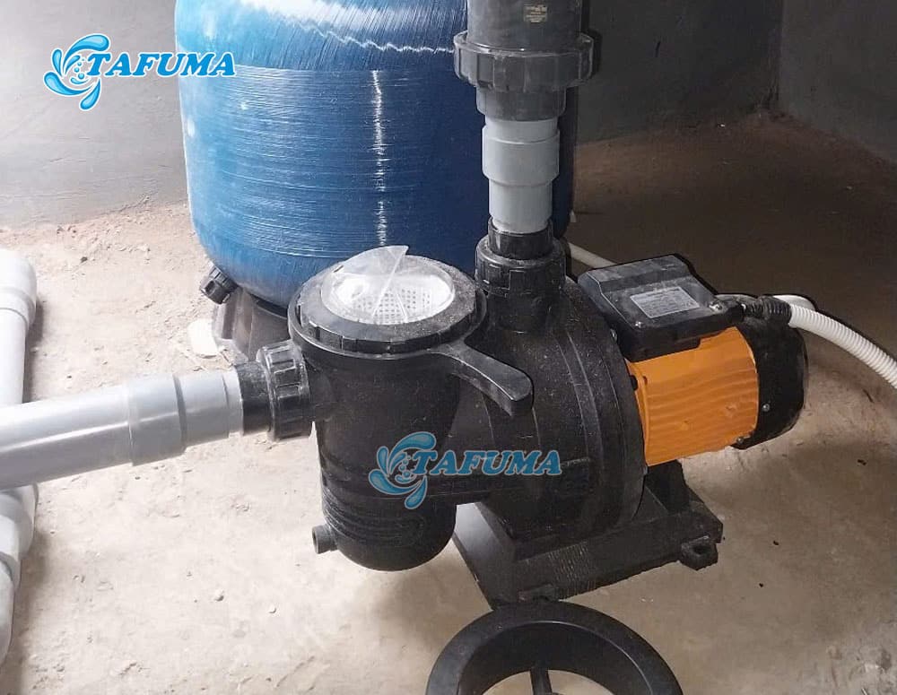 Máy bơm bể bơi TFB được Tafuma lắp đặt cho khách hàng