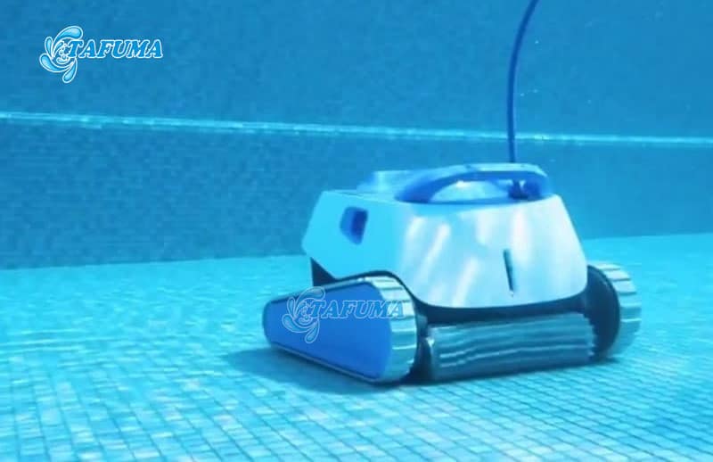 Robot vệ sinh hồ bơi