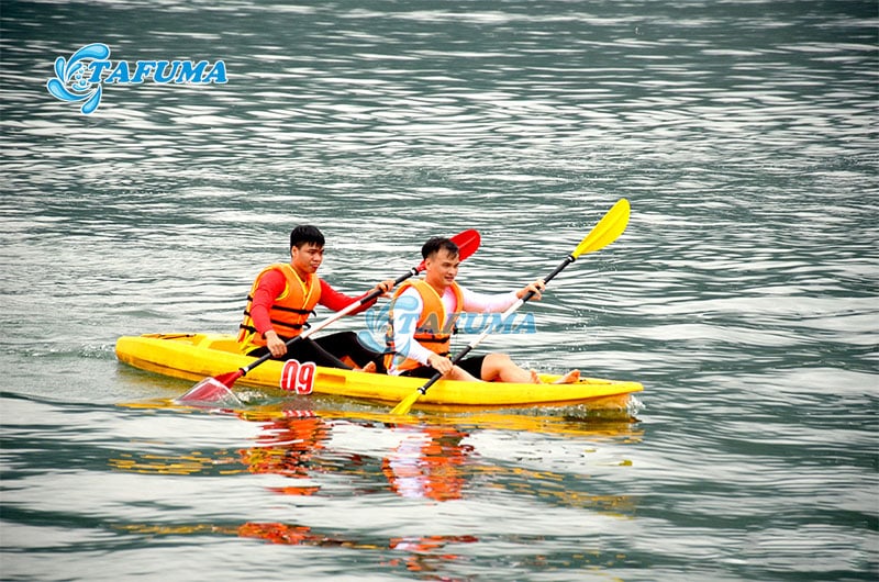 Chọn thuyền Kayak phù hợp với trọng lượng 