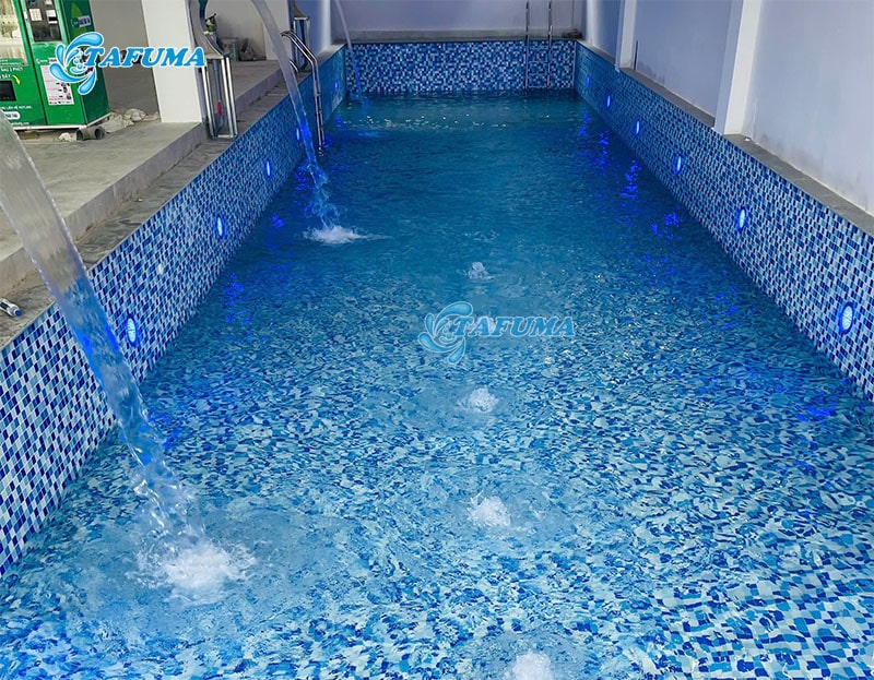 Đèn hồ bơi trong nhà nên chọn màu dịu nhẹ