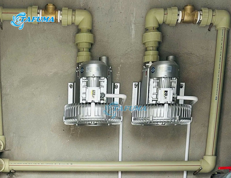 Để máy thổi khí ở nơi khô ráo thoáng mát