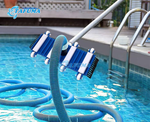 Bàn hút đáy bể bơi được làm bằng nhựa cao cấp
