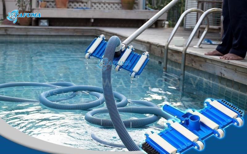 Bàn hút vệ sinh bể bơi