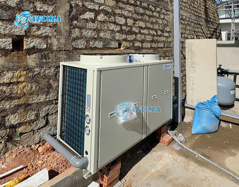 Máy cấp nhiệt hồ bơi lắp đặt ở gia đình