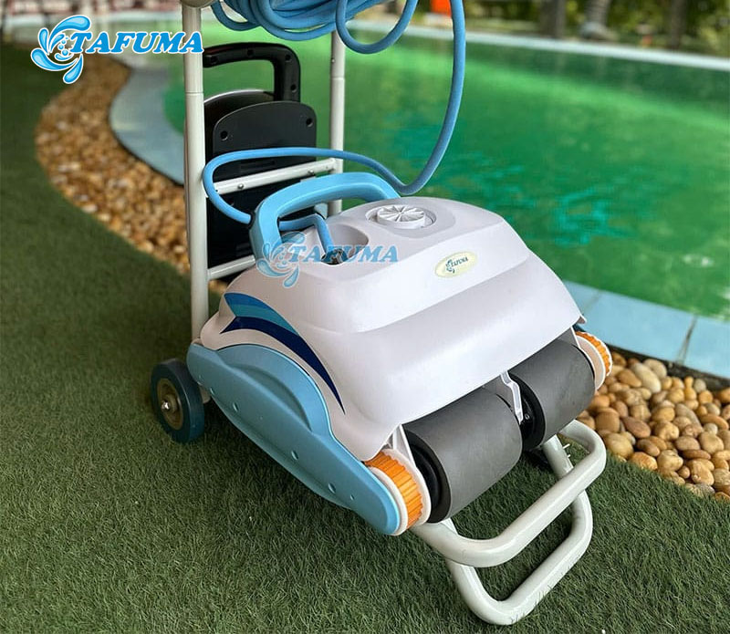 Robot vệ sinh TFC 200N cho khả năng làm sạch vượt trội