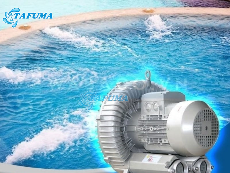 Máy thổi khí giúp tạo bọt khí liên tục, tăng trải nghiệm massage