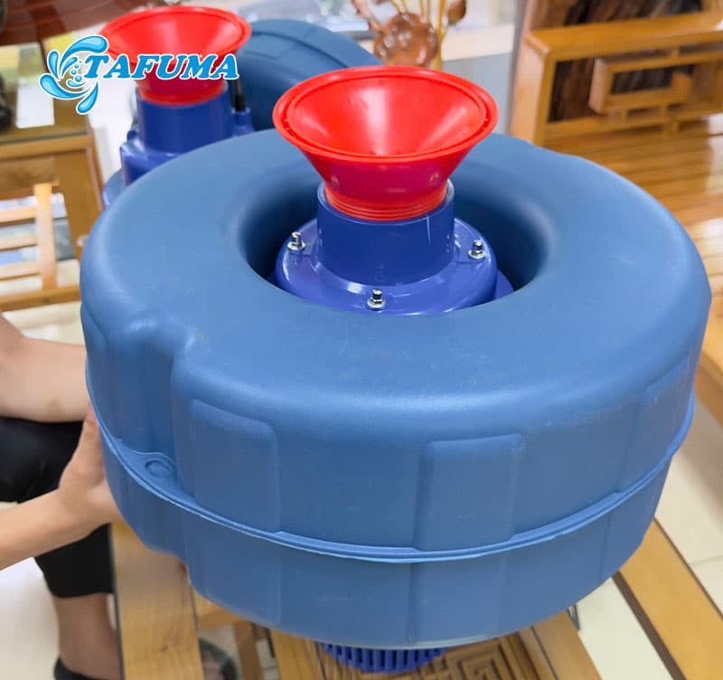 Bơm Tafuma TDX-30-7 cung cấp oxy hiệu quả cho các hồ nuôi cá